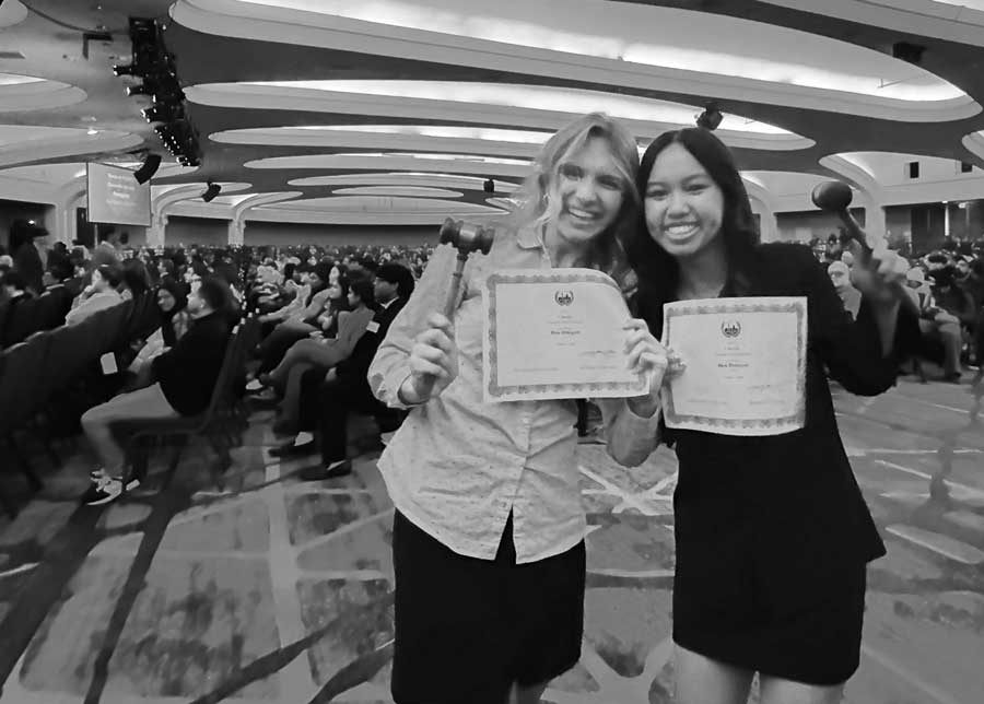 annika-emmy-naimunWEB